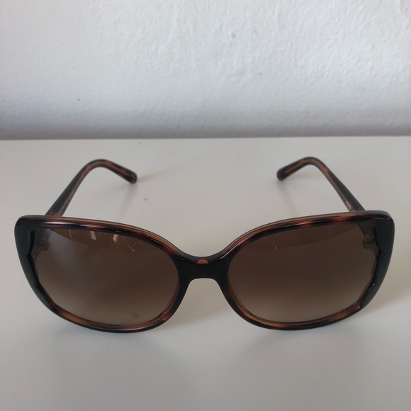 Gorgeous Valentino sunglasses! - Picture 2 of 7